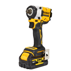 Гайкокрут ударний акумуляторний безщітковий  DeWALT DCF921P2G - №5