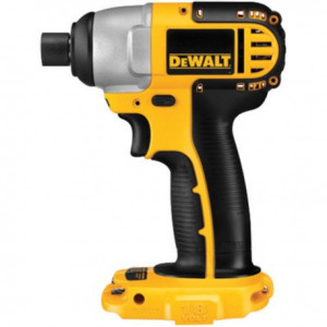 18v compact impact driver DC825KA