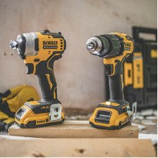 Набор из двух инструментов бесщеточных DeWALT DCK2062D2T - №2