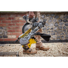 Пила торцовочная аккумуляторная  Stanley FatMax SFMCS701M1+SFMCS600B - №2