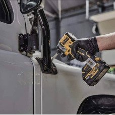 Шурупокрут ударний акумуляторний безщітковий DeWALT DCF850NT - №2